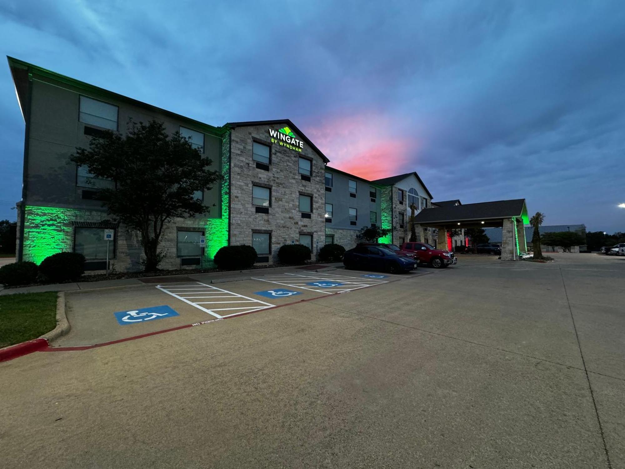 Hotel Wingate By Wyndham Tx