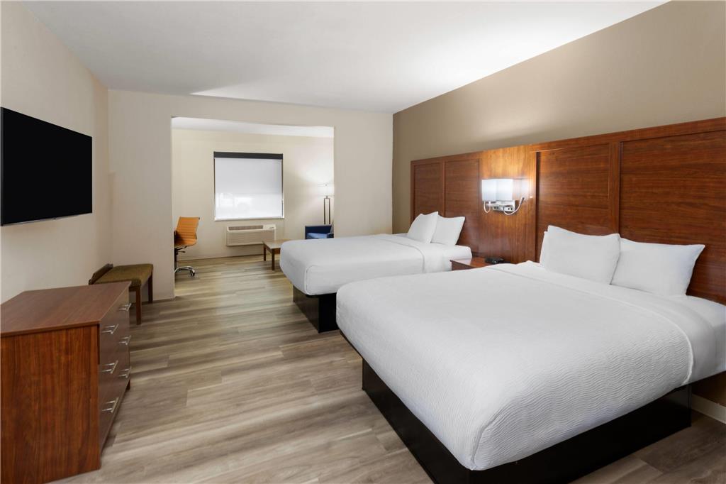 Wingate By Wyndham Tx Hotel 3*