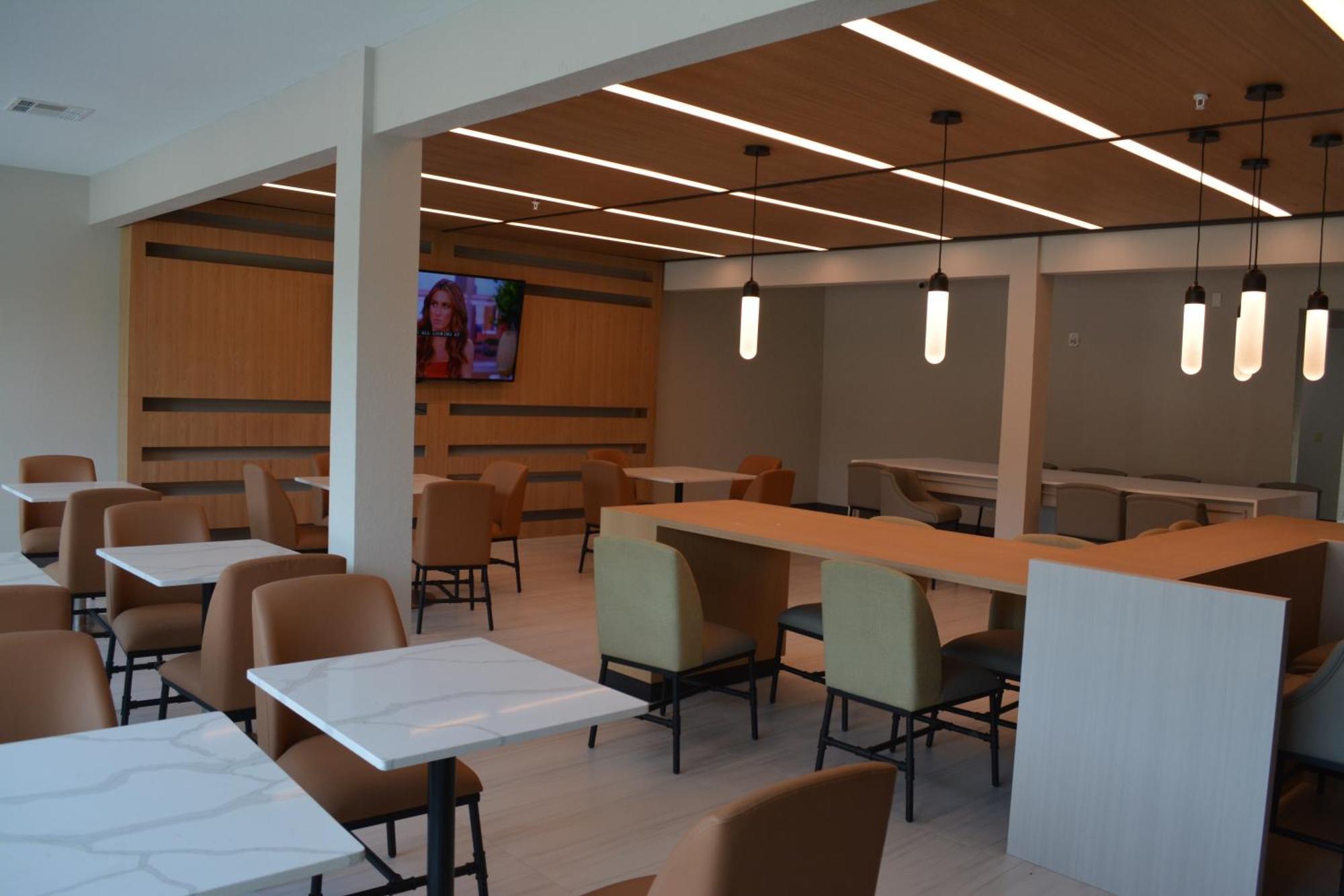 Wingate By Wyndham Tx Hotel 3*
